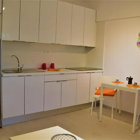 Апартаменты Oceanview Cristianos Лос Кристианос