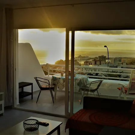 Oceanview Cristianos Apartment *